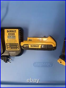 DEWALT DCF620 20V MAX Cordless With Battery And Charger Drywall Screw Gun