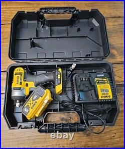 DEWALT DCF880 20-Volt MAX Cordless 1/2 in. Impact Wrench. 1 Battery & Charger