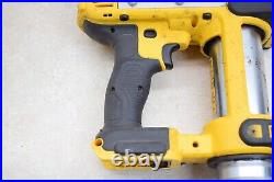 Dewalt DCGG571 20V MAX Cordless Grease Gun Tool Only