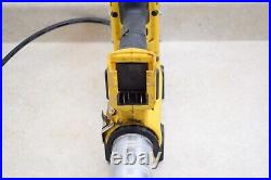 Dewalt DCGG571 20V MAX Cordless Grease Gun Tool Only TESTED